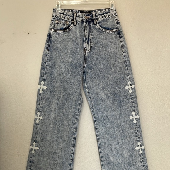 WHITE FOX CROSS JEANS - Picture 3 of 13